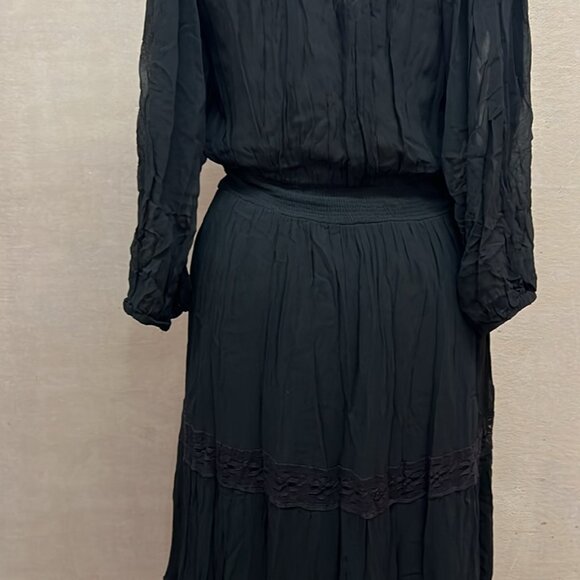 Black Bahamian style dress by Miss June Paris. - Picture 14 of 14